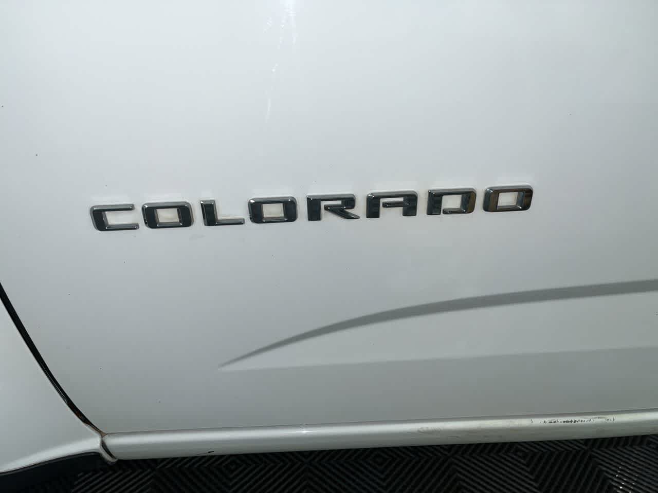 Used 2022 Chevrolet Colorado LT w/ Fleet Safety Package RWD image 11