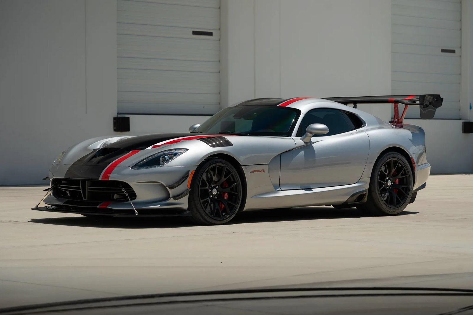 Used 2016 Dodge Viper GTC w/ ACR Package RWD image 2