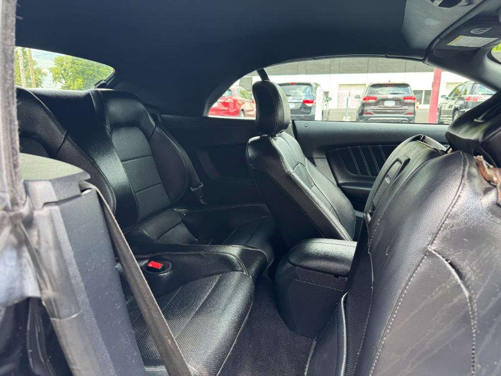 Used 2020 Ford Mustang Premium image 13