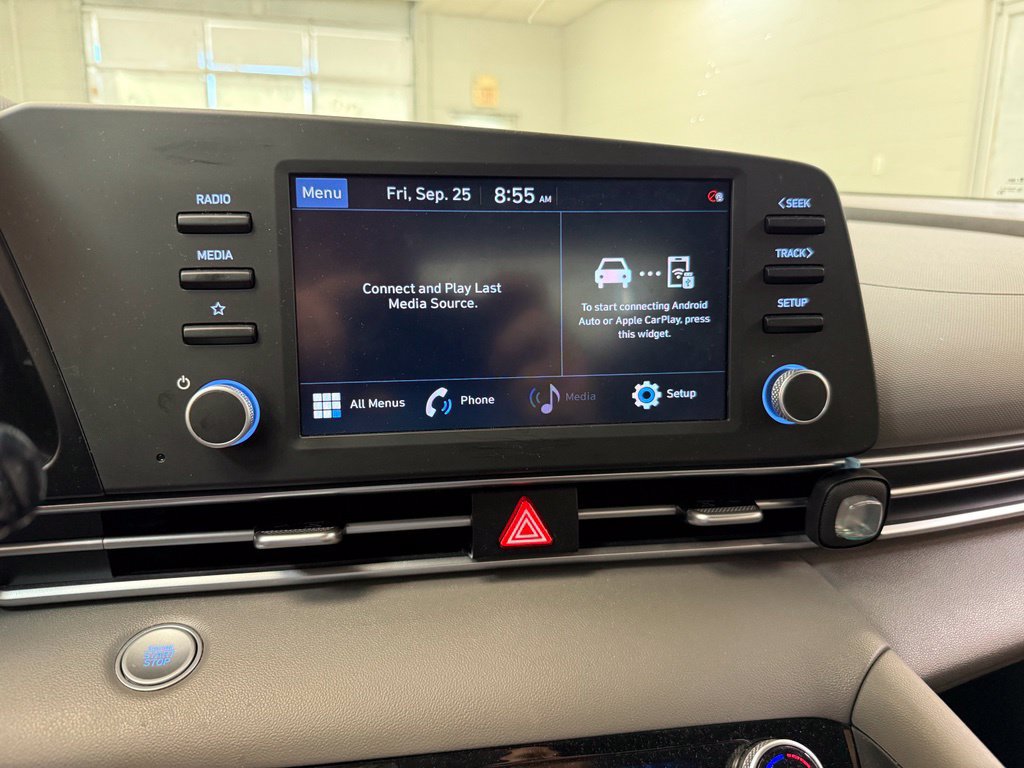 Used 2021 Hyundai Elantra SEL FWD image 13