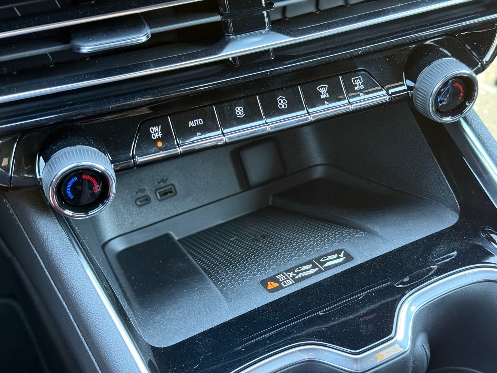 New 2026 Chevrolet Traverse LT image 21