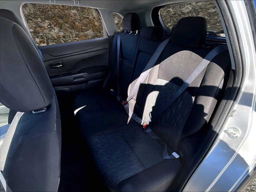 Used 2022 Mitsubishi Outlander Sport ES image 23