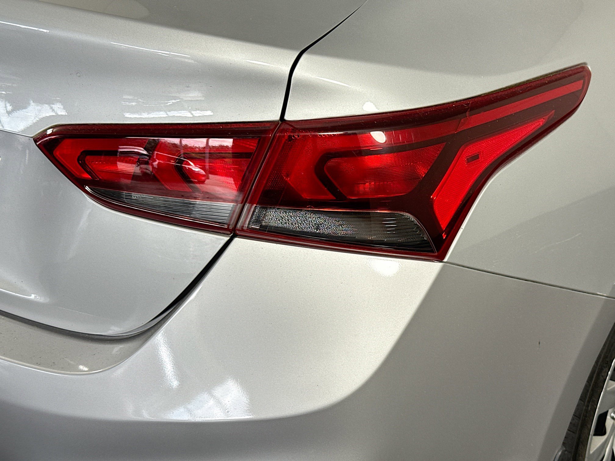 Used 2020 Hyundai Accent SE image 33