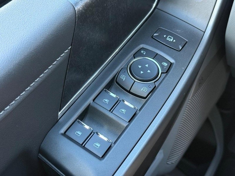 New 2026 Ford F350 XLT w/ XLT Premium Package image 15