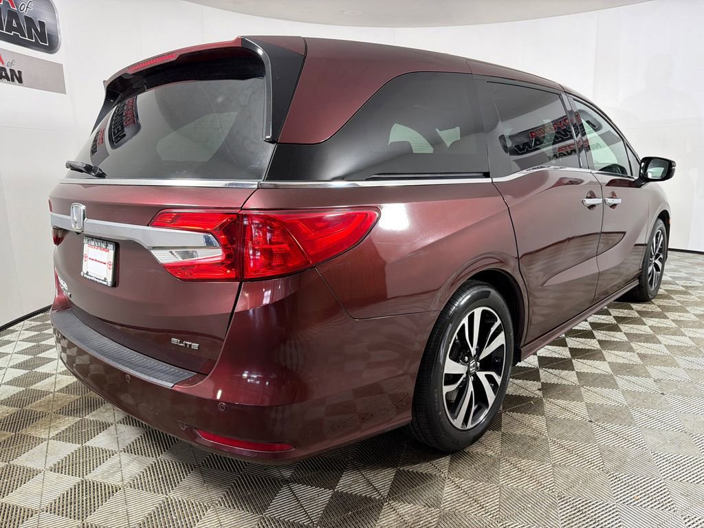 Used 2018 Honda Odyssey Elite image 4