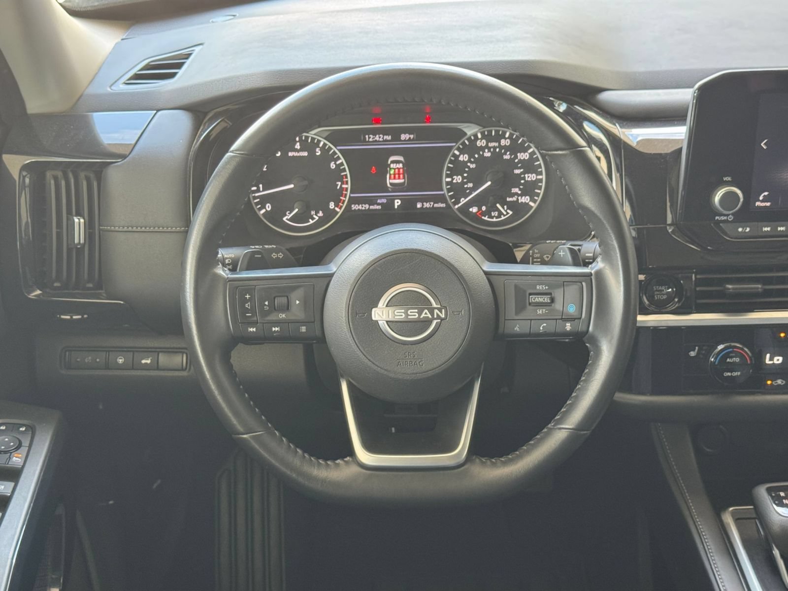 Used 2025 Nissan Pathfinder SV AWD/4WD image 29