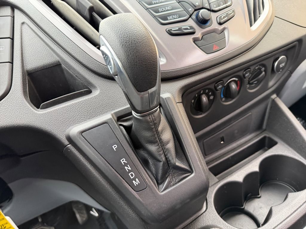 Used 2018 Ford Transit 150 XLT image 27