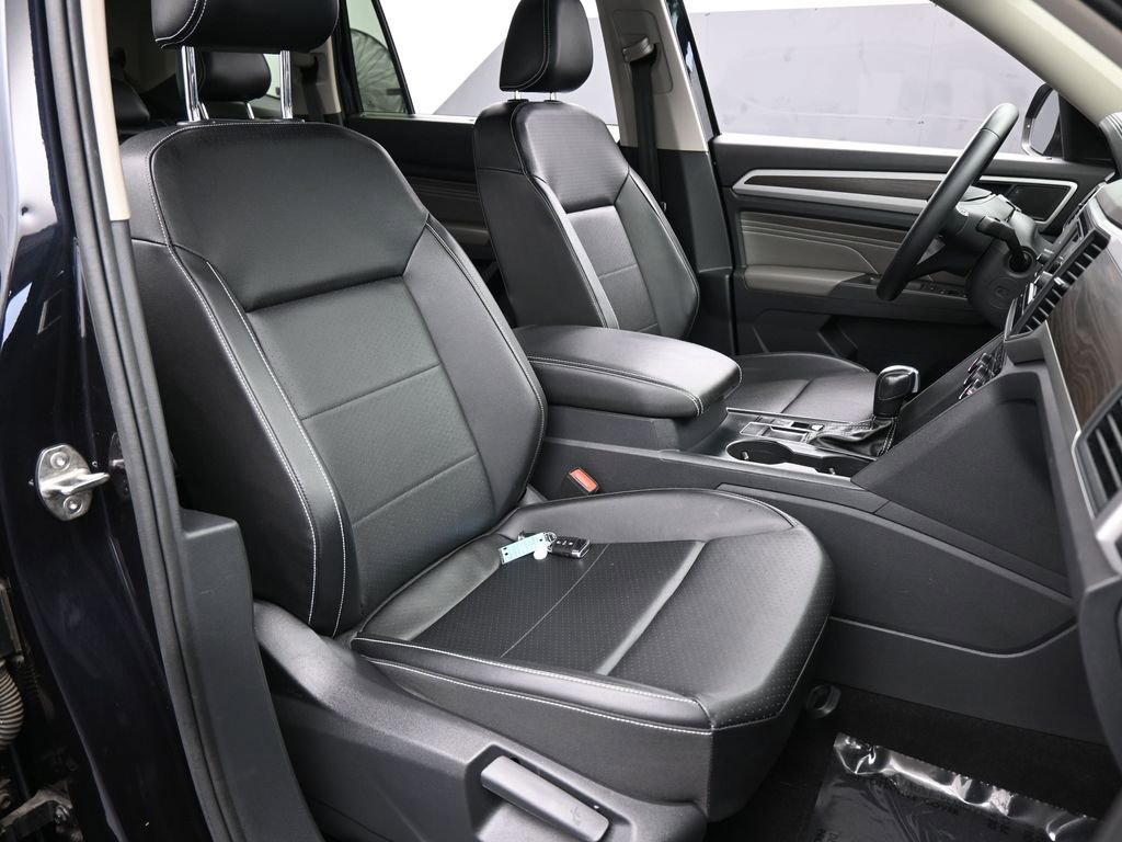 Used 2022 Volkswagen Atlas SE image 46