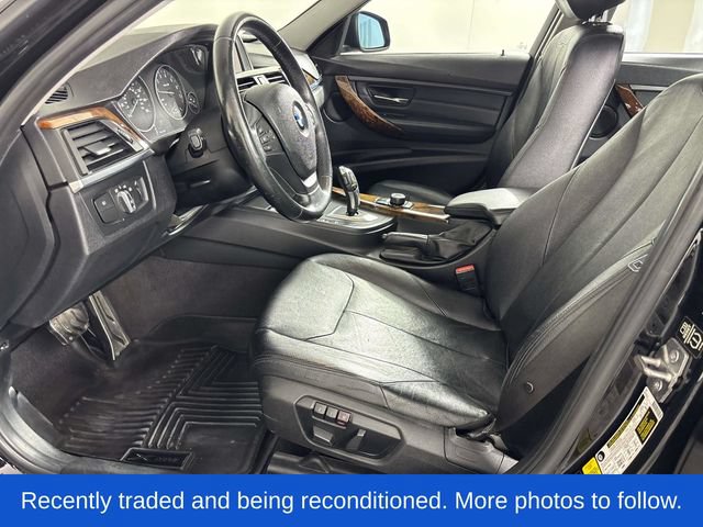 Used 2013 BMW 320i xDrive Sedan AWD/4WD image 13