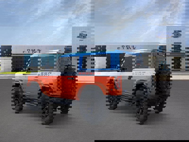 New 2025 Ford Bronco Stroppe Edition image 4