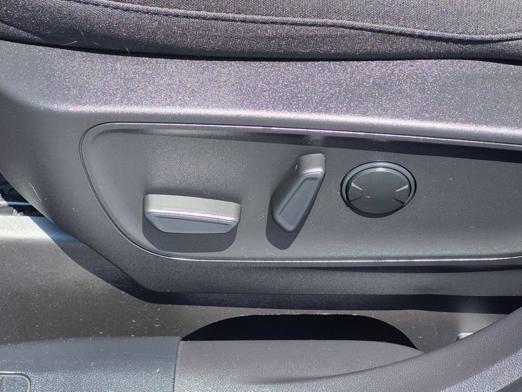 Used 2023 Ford Escape Active w/ Tech Pack #1 AWD/4WD image 14