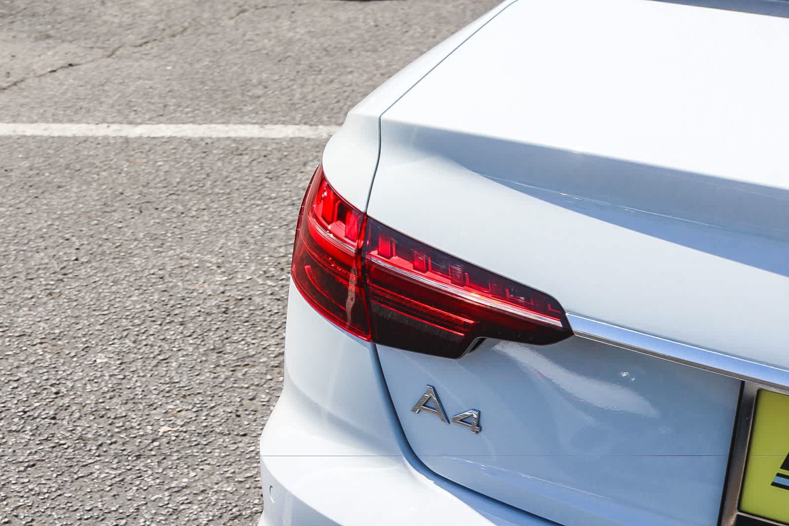 Used 2022 Audi A4 2.0T Premium AWD/4WD image 8