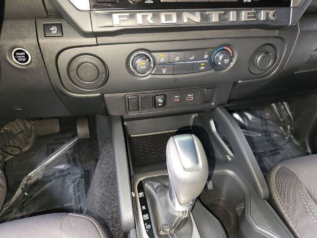 Certified 2025 Nissan Frontier SV RWD image 21