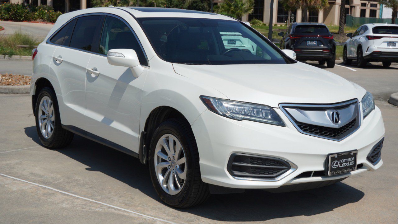 Used 2017 Acura RDX AWD image 3