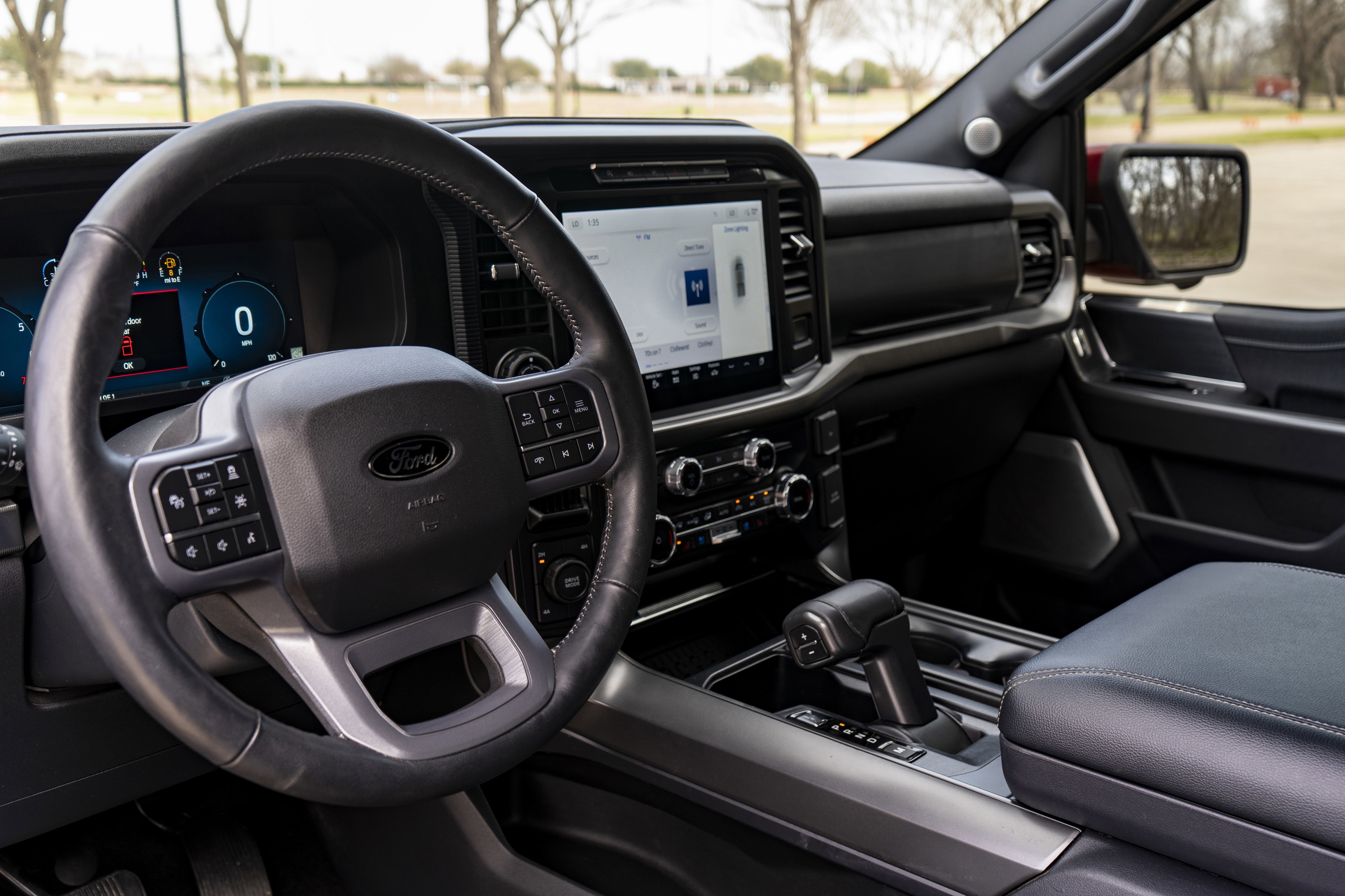 Used 2024 Ford F150 Lariat w/ Equipment Group 502A High image 17