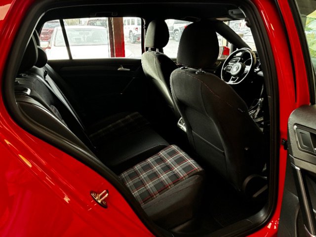 Used 2018 Volkswagen GTI S image 33