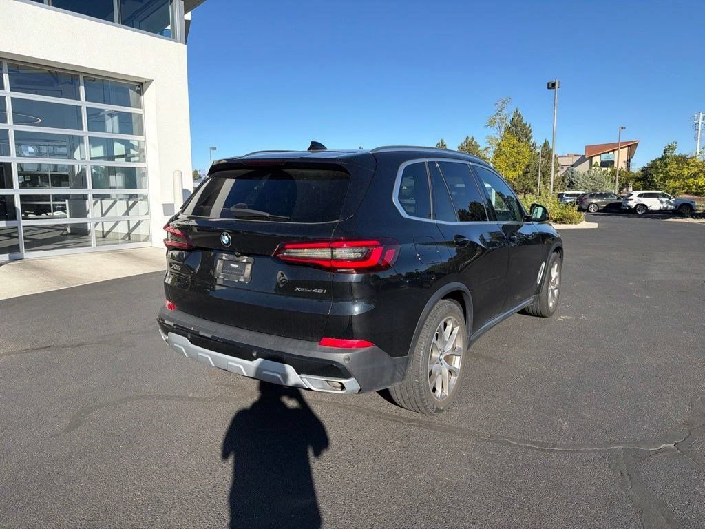 Used 2021 BMW X5 xDrive40i w/ Premium Package 2 AWD/4WD image 5
