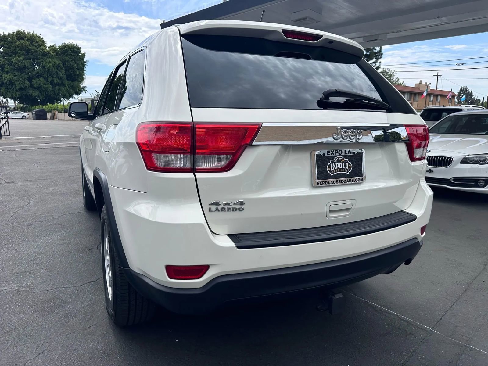 Used 2012 Jeep Grand Cherokee Laredo w/ Laredo E Group image 36