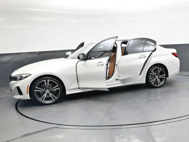 Used 2023 BMW 330i Sedan w/ Premium Package RWD image 37
