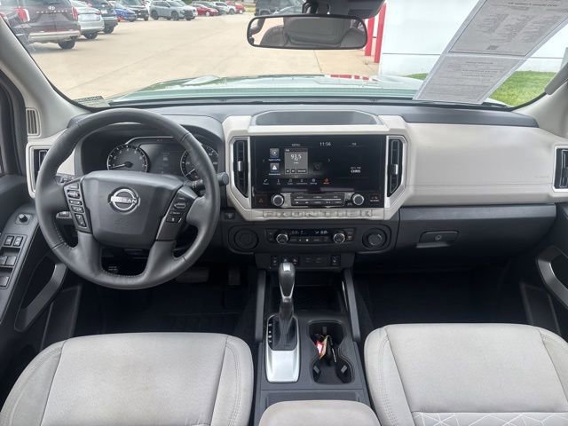 Used 2025 Nissan Frontier SV w/ SV Convenience Package RWD image 21