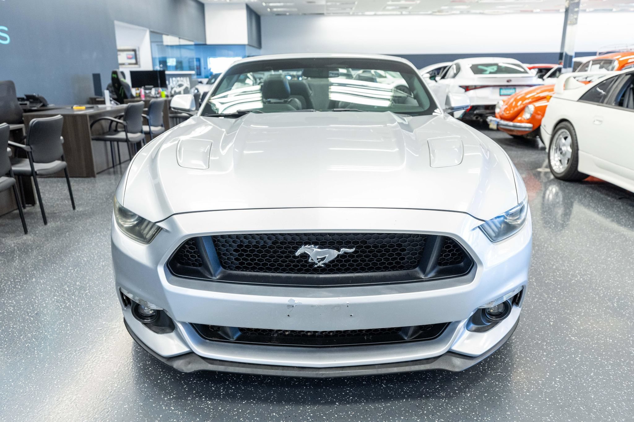 Used 2015 Ford Mustang GT Premium RWD image 2