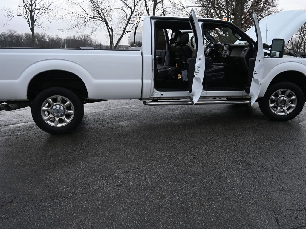 Used 2015 Ford F350 Lariat w/ Lariat Interior Package image 43