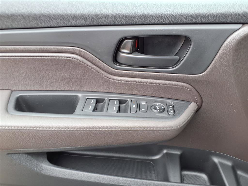 Used 2018 Honda Odyssey EX image 15