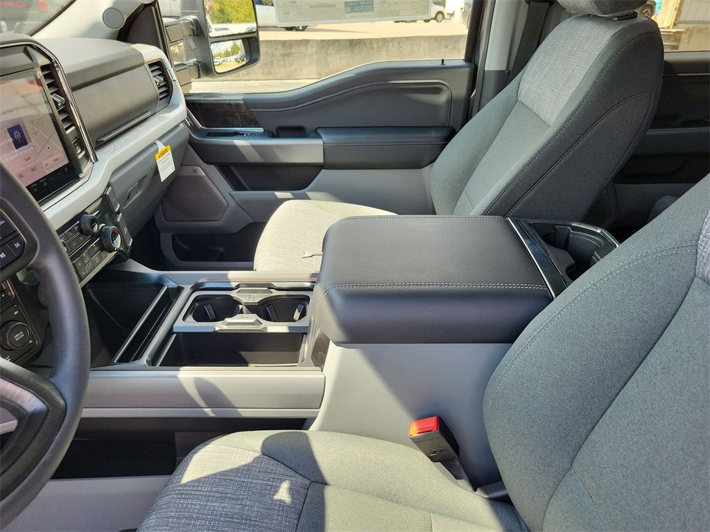 New 2026 Ford F350 XLT image 22