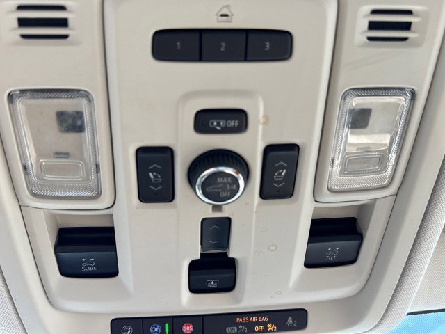 Used 2021 GMC Yukon Denali w/ Denali Ultimate Package image 29