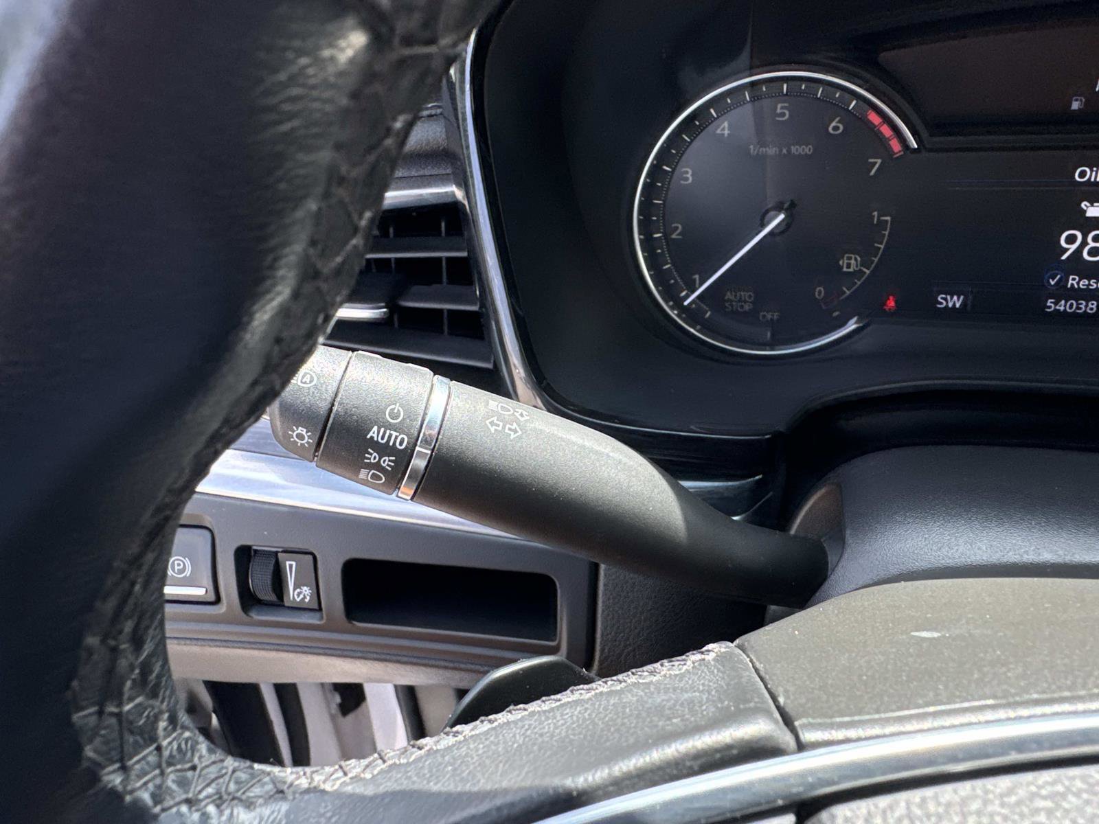 Used 2021 Cadillac XT5 Premium Luxury image 22