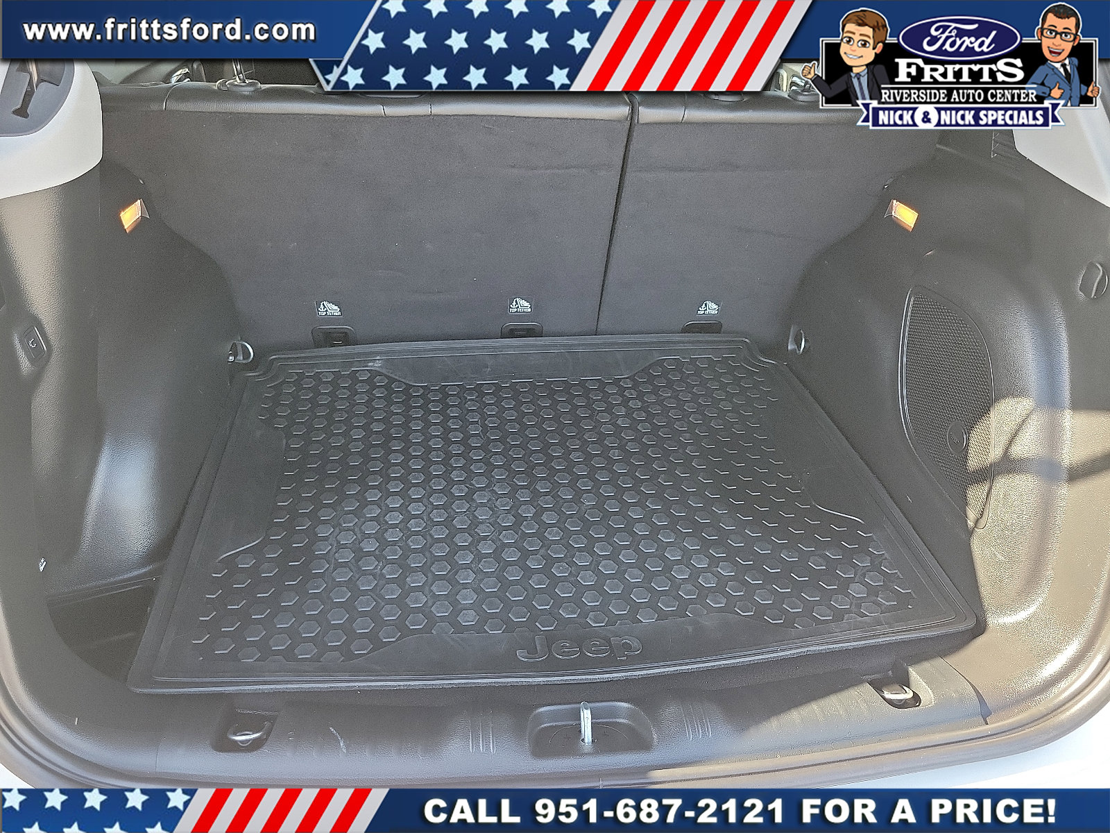 Used 2022 Jeep Compass Trailhawk w/ Trailhawk Elite Group image 18