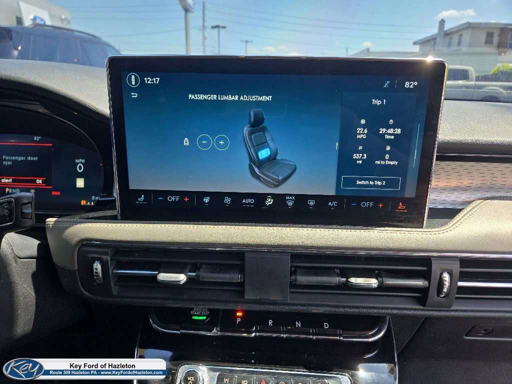 Used 2023 Lincoln Corsair AWD w/ Equipment Group 102A image 24