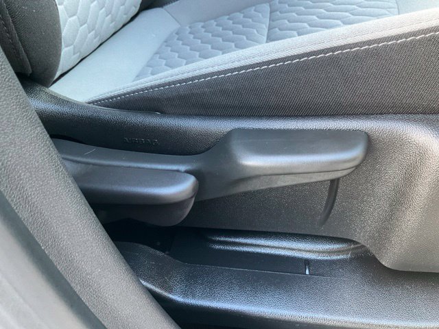 Used 2021 Chevrolet Equinox LS w/ LS Convenience Package FWD image 21