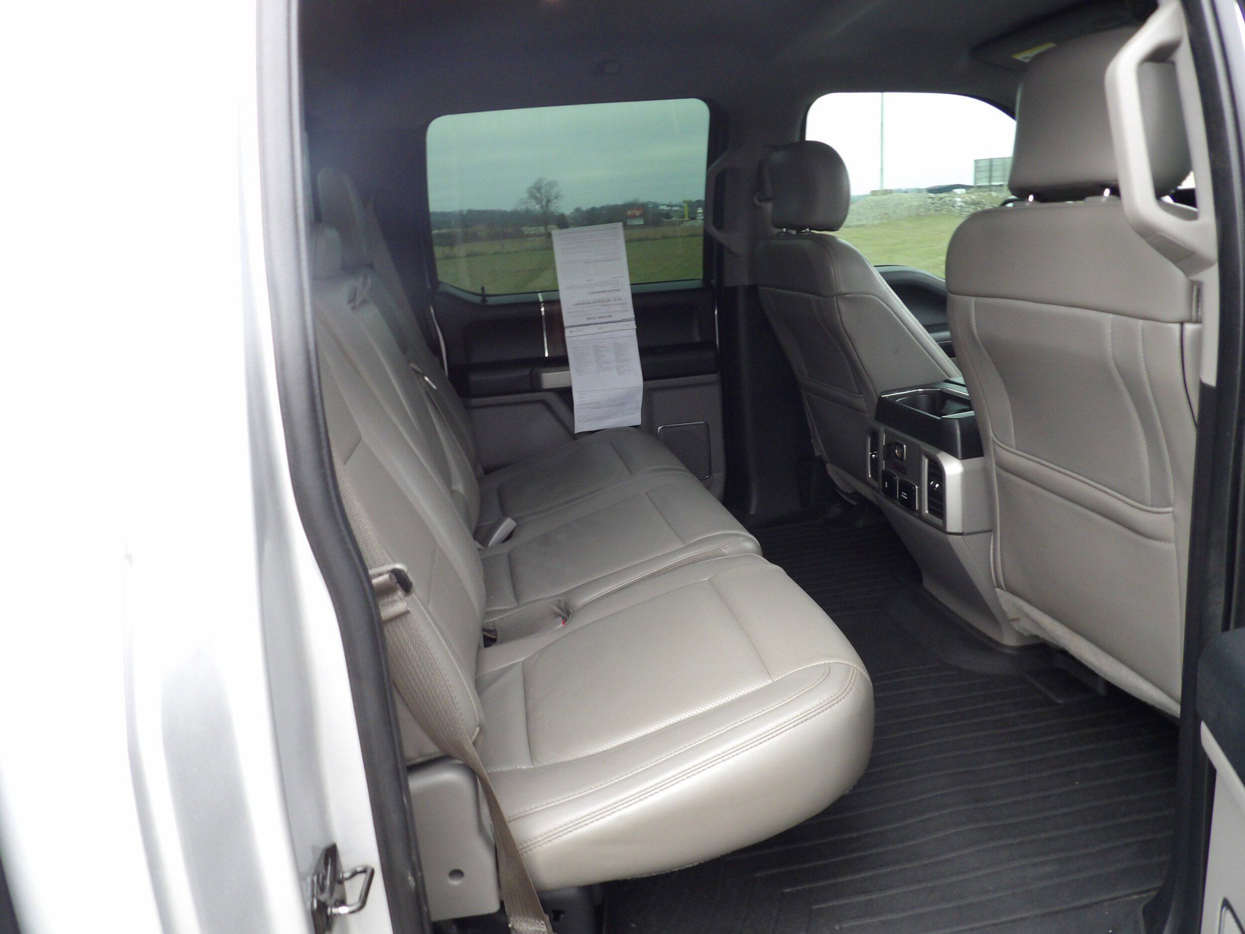 Used 2017 Ford F150 Lariat w/ Equipment Group 502A Luxury AWD/4WD image 11