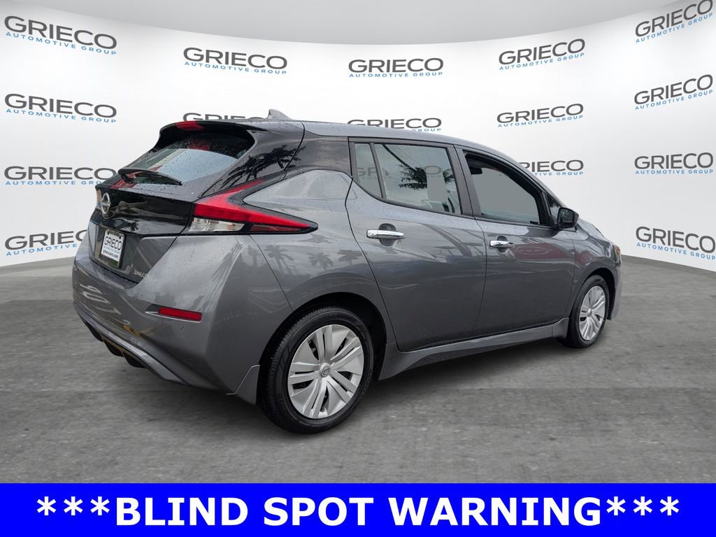 Used 2024 Nissan Leaf S image 7