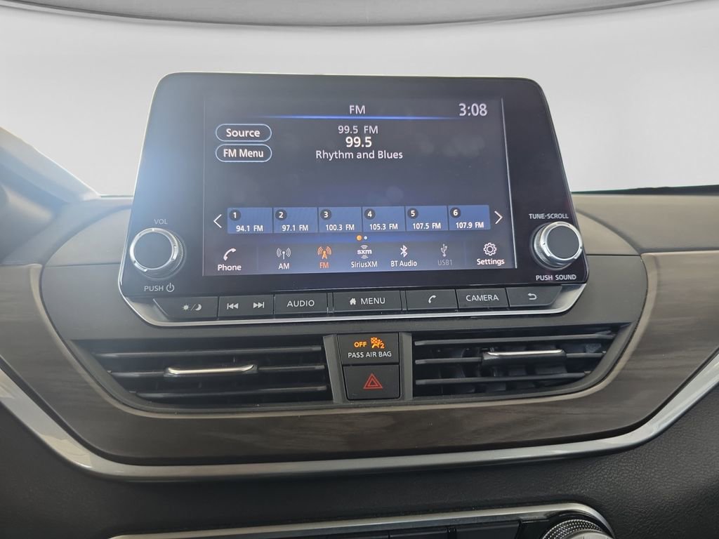 Used 2024 Nissan Altima 2.5 SV image 21