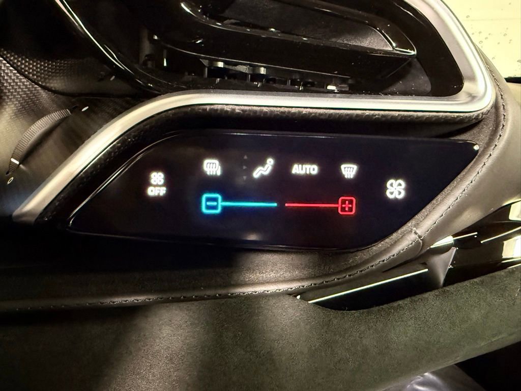 Used 2023 Ferrari 296 GTB image 33