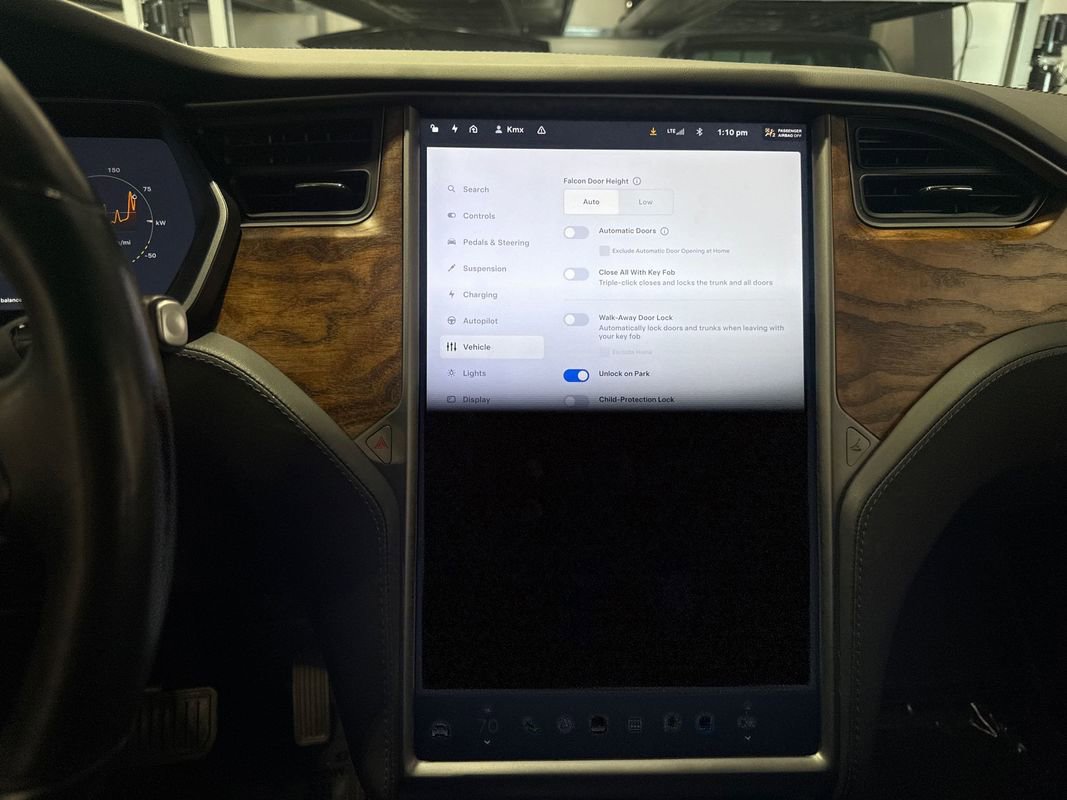 Used 2020 Tesla Model X image 84