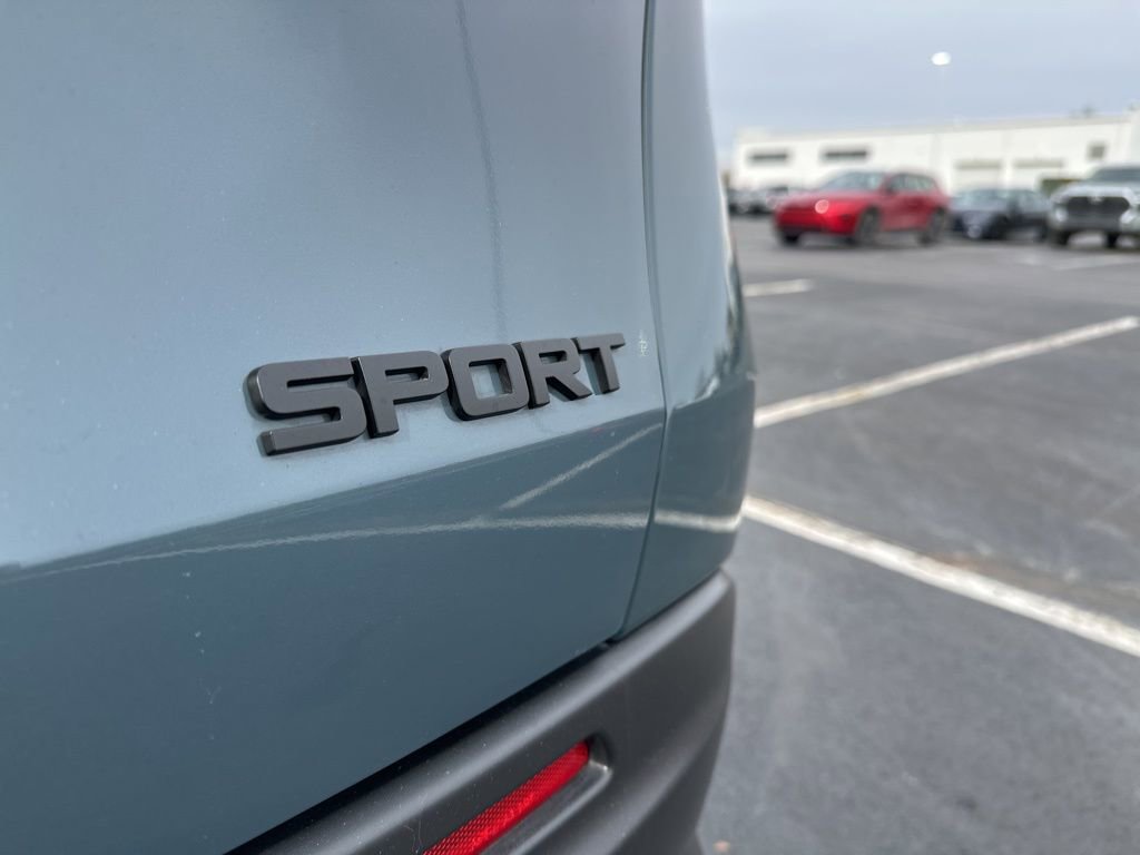 Used 2025 Honda HR-V Sport image 38