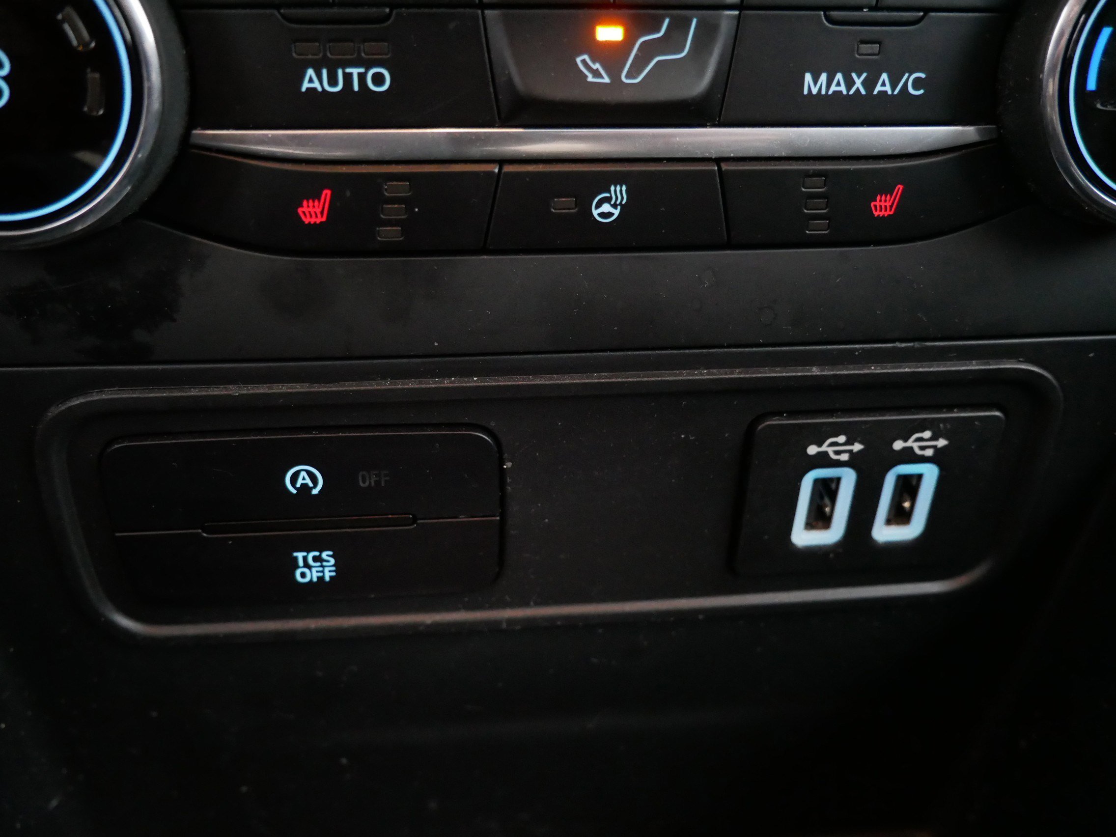 Certified 2022 Ford EcoSport SES AWD/4WD image 31