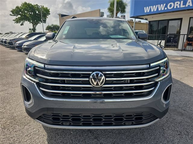 New 2026 Volkswagen Atlas SE FWD image 2