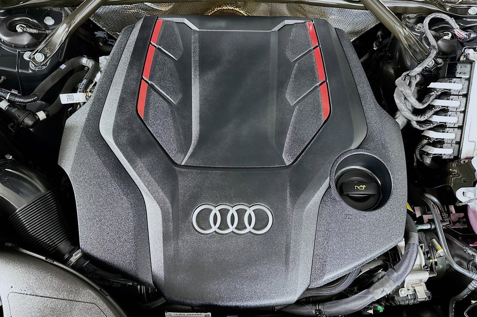 Used 2025 Audi SQ5 Premium Plus image 13