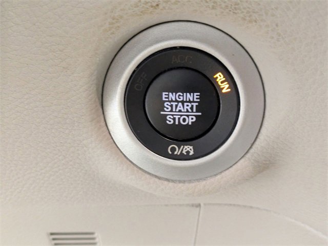 Used 2021 Chrysler Pacifica Touring-L image 25