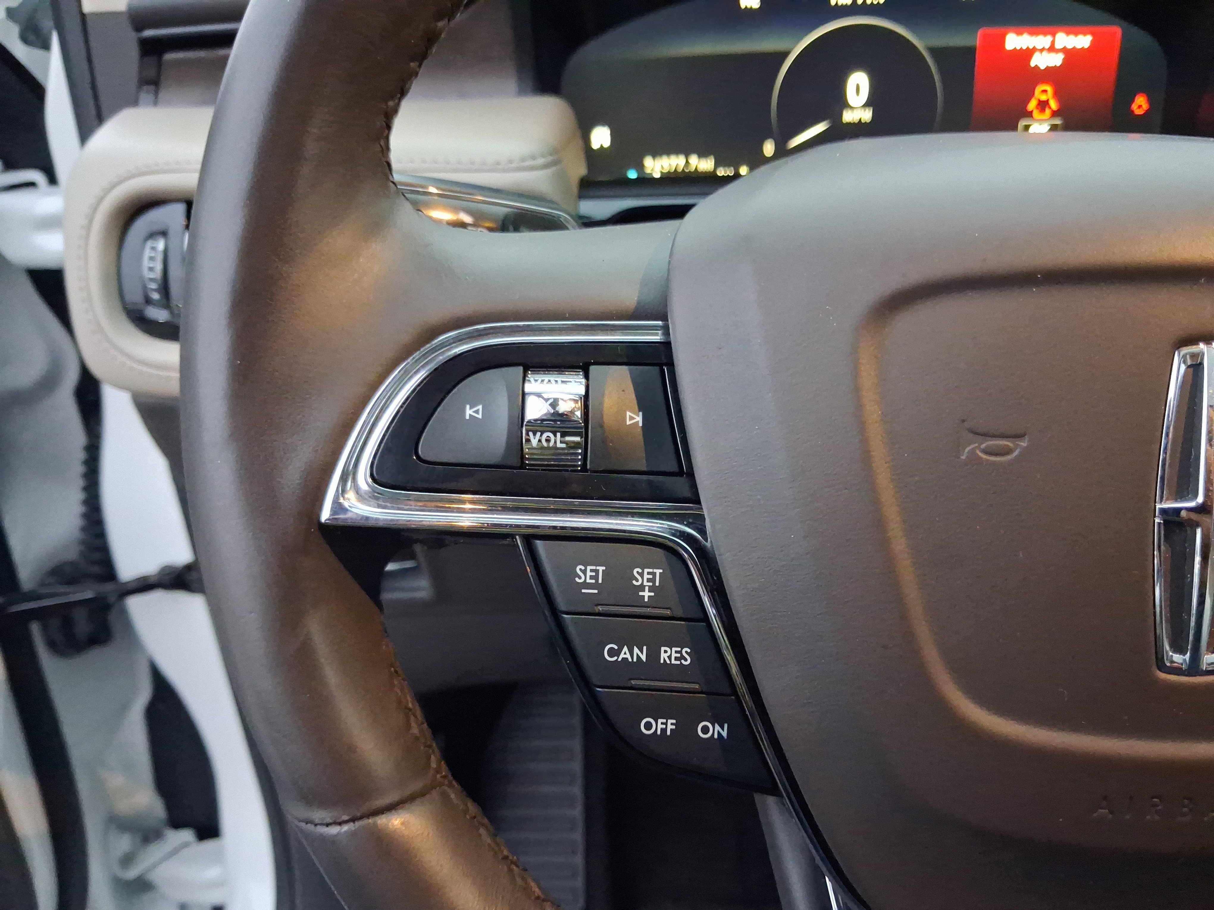 Certified 2022 Lincoln Nautilus Reserve FWD image 17