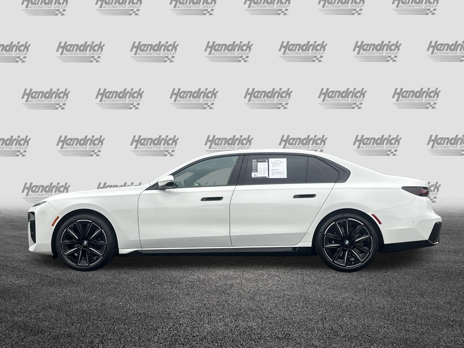 Certified 2025 BMW 740i RWD image 8