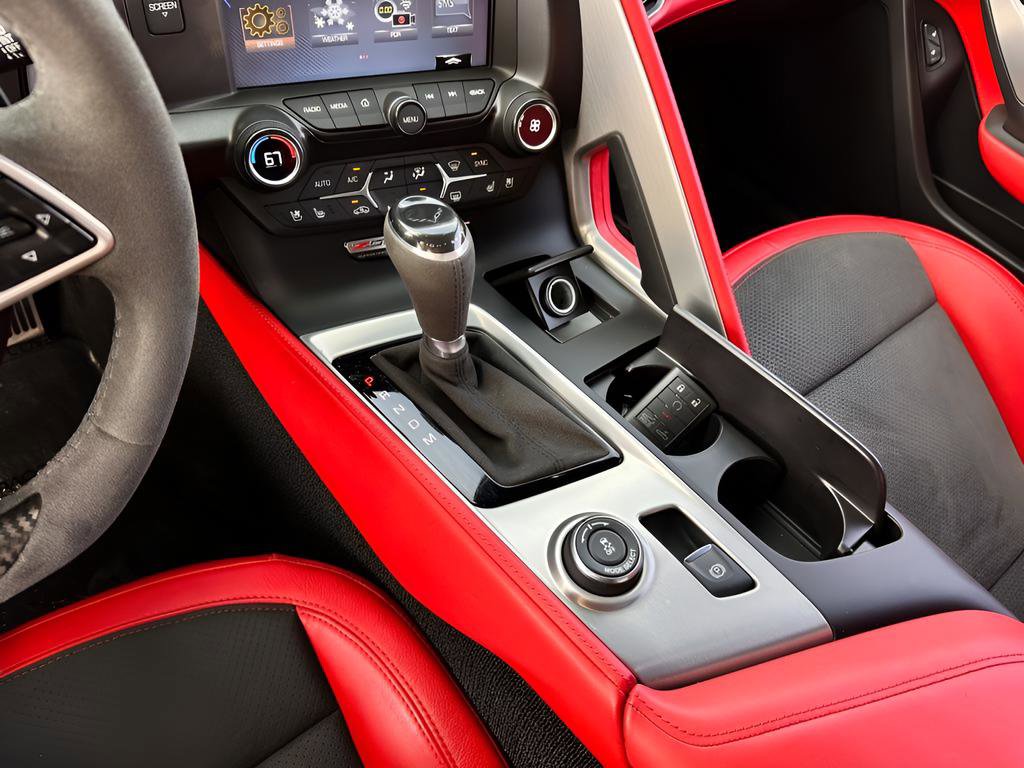 Used 2019 Chevrolet Corvette Z06 image 16