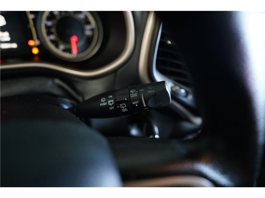 Used 2016 Jeep Cherokee Sport AWD/4WD image 23