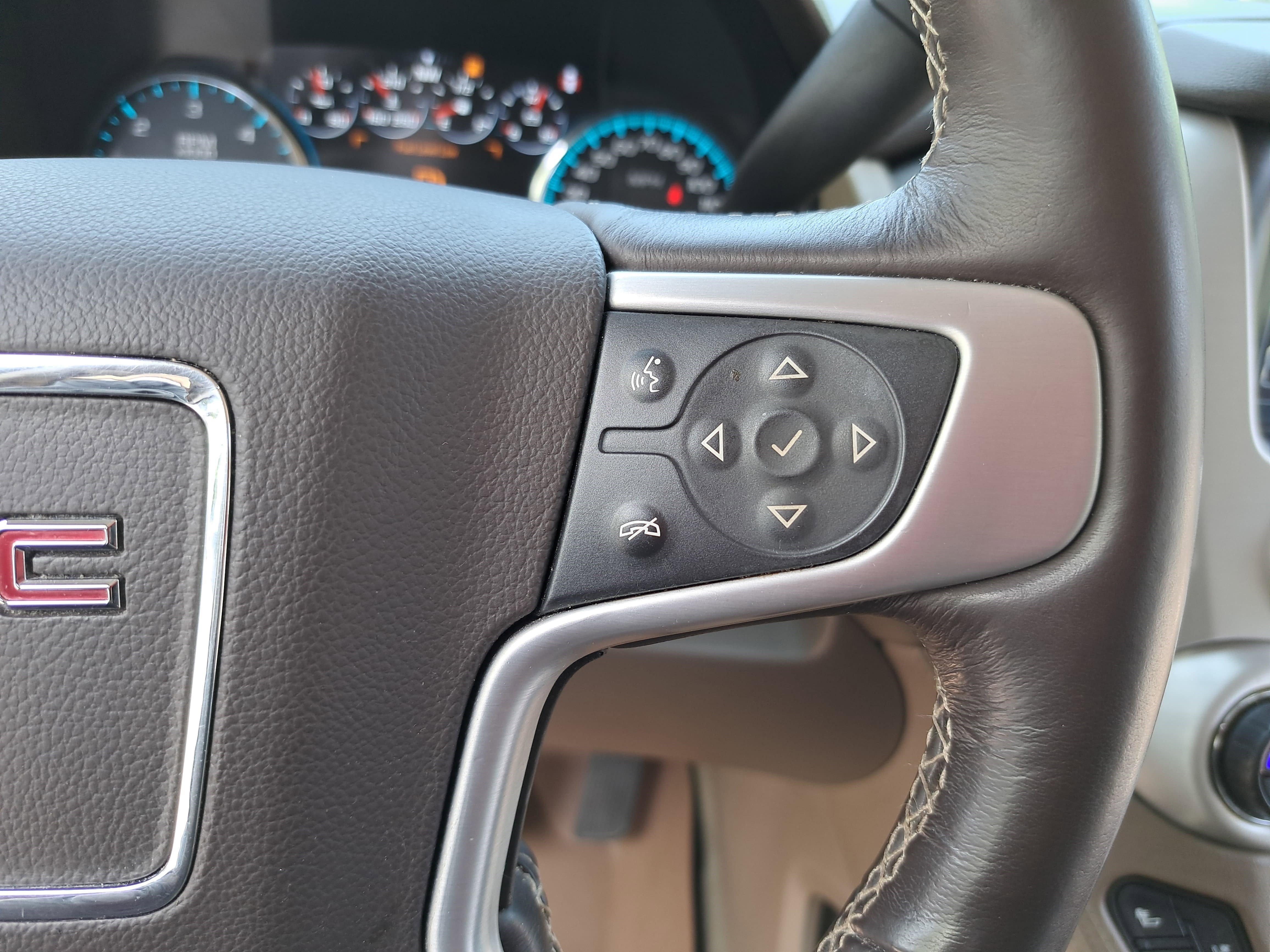 Used 2017 GMC Yukon XL SLT w/ Premium Edition image 20