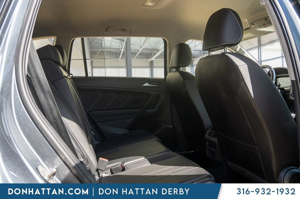 Used 2024 Volkswagen Tiguan SE AWD/4WD image 21