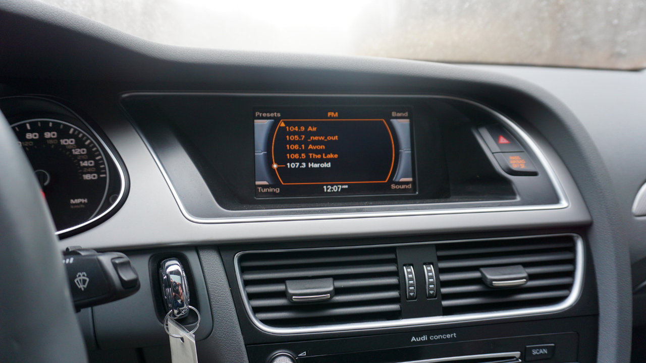 Used 2015 Audi A4 2.0T Premium Plus w/ Premium Plus Package image 24